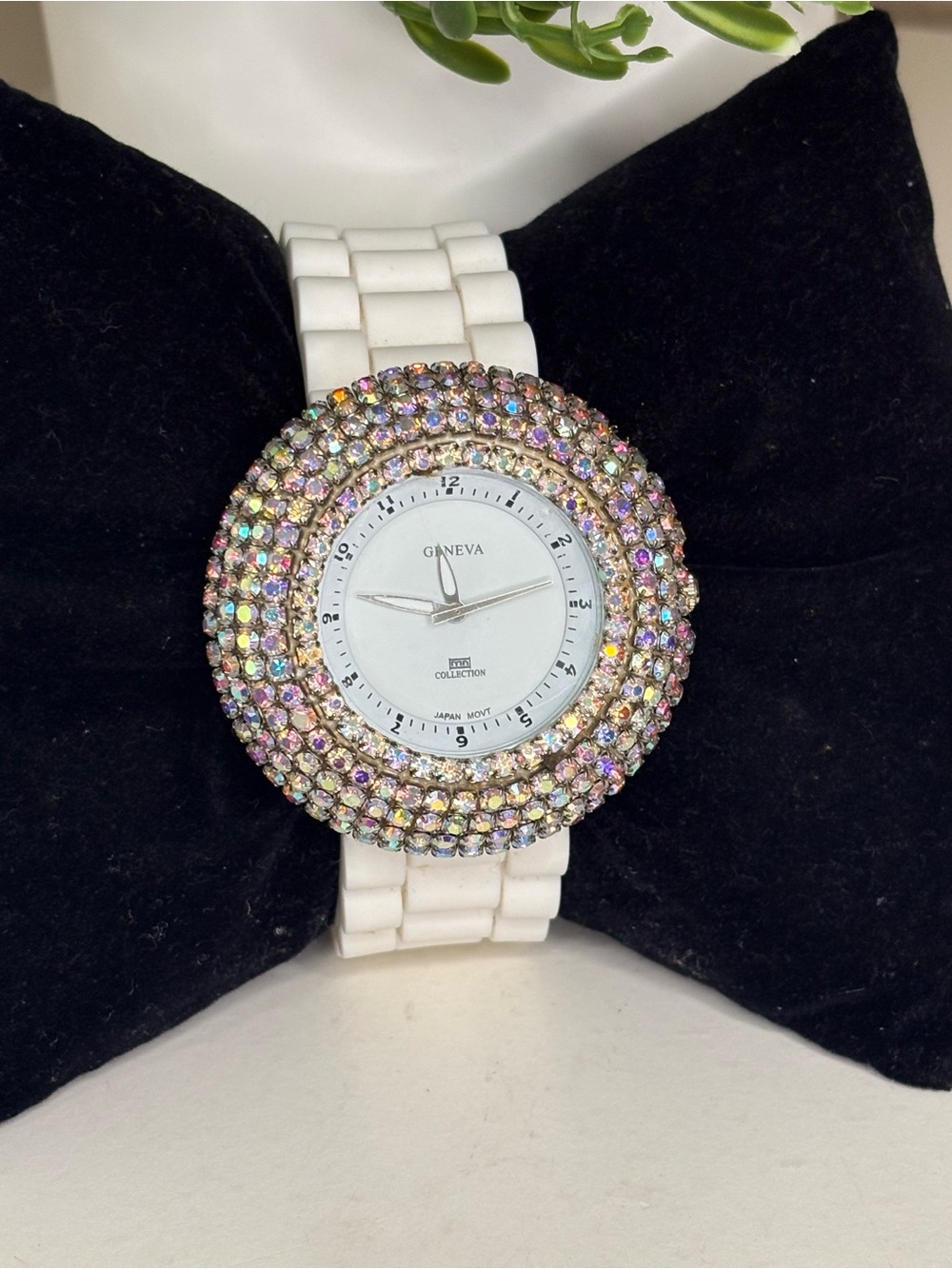 Geneva AB Rhinestone Bling Watch White Silicone Band Y2K Glam Statement